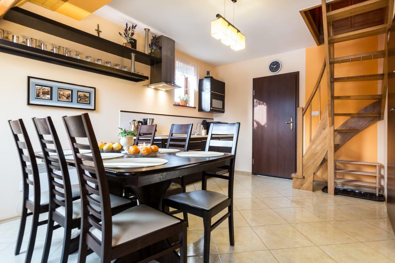 Apartament Pomaranczowy Z Basenem I Sauna Kościelisko Kültér fotó